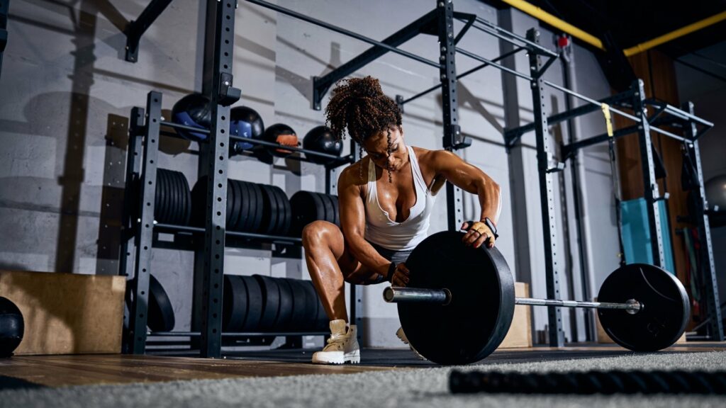 The Best Ways to Get Plates On and Off a Deadlift Bar