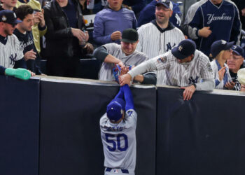 World Series: Yankees fans called for interference after trying to rip glove off Mookie Betts’ hand in Game 4