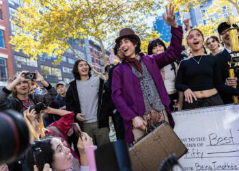 Timothée Chalamet crashes his own look-alike contest after police shut down crowded event