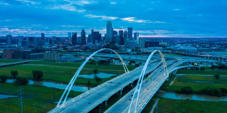 What impact do immigrants have on the Dallas economy?