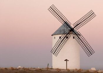 Q&A: ‘Dark Winds’ Show Runner John Wirth – Native News Online