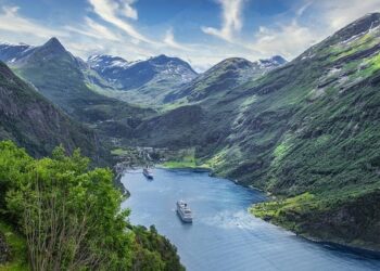 Norwegian Cruise Line’s new entertainment gets mixed reviews – TheStreet