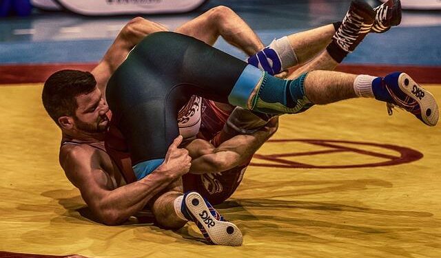 He can pull a train by the strength of his teeth. An Egyptian wrestler sets 3 world records – The Associated Press