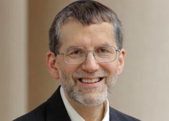 NIH senior scientists faced with losing positions get 1-year extension – Science