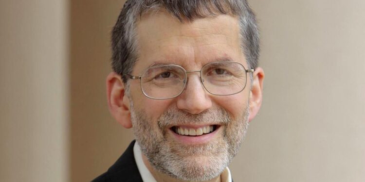 NIH senior scientists faced with losing positions get 1-year extension – Science
