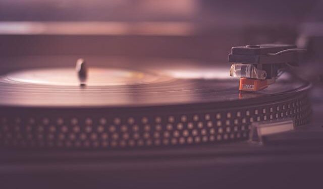 Tencent Music quarterly revenue climbs 8% on stronger streaming demand – Reuters