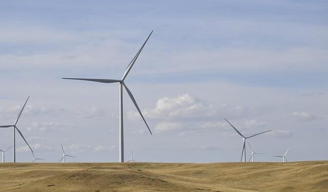 Survey Finds Energy Firms Focus More on Technology Investment Than Reskilling Employees – Society of Petroleum Engineers (SPE)