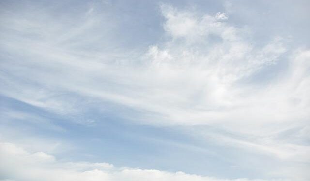 Innovative technology enables rapid thin film manufacturing in one minute using only water and oil – Phys.org