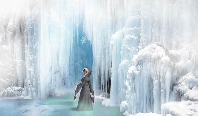 Lifestyle News Live Today March 22, 2025: Zeenat Aman at 73 proves she is the OG fashion queen in a metallic cape blouse set at awards night. Watch – Hindustan Times