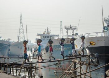 Trade War Explodes Across World at Pace Not Seen in Decades – The Wall Street Journal