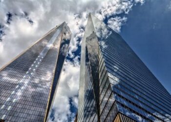 Feds put office building in Hemisfair up for sale amid sports district plans – KSAT San Antonio