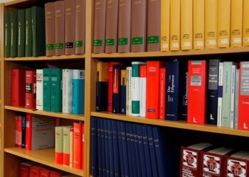 Law firms are scared to speak out amid Trump’s attacks on their livelihood – CNN