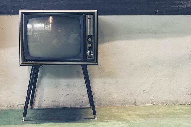 Navigating the Unscripted Television Trend: Potential Pathways for Innovation