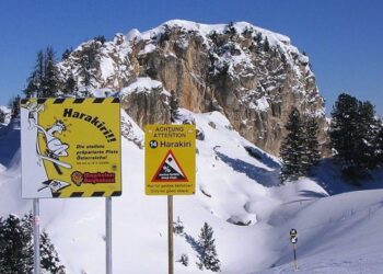 Welcome to slop world: how the hostile internet is driving us crazy – Financial Times