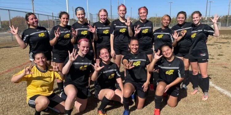 Merger of these Wichita sports organizations didn’t work, but their new spaces do – Wichita Eagle