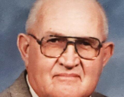 ‘The work is worthwhile’: Jim Hartmann receives statewide ecology education program award – wilsonvillespokesman.com