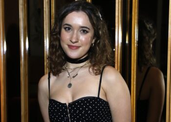 Gracie Lawrence On ‘Just In Time’ & Jonathan Groff – nylon.com