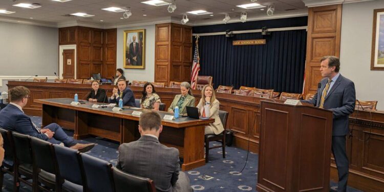 Congressional Briefing on UAP Science – Avi Loeb – Medium
