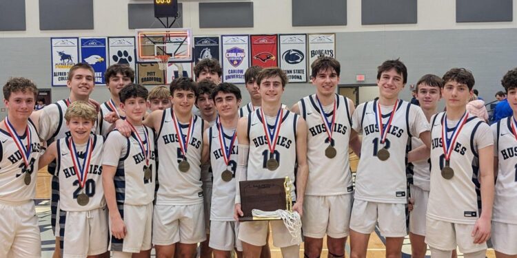 Bishop Carroll boys and girls track and field – altoonamirror.com