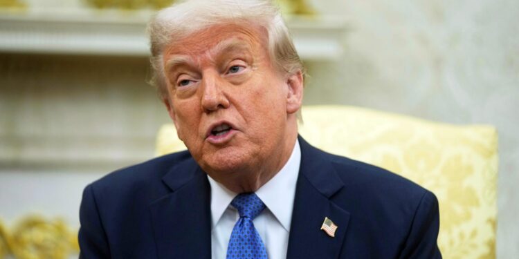 Trump Blames Biden as US Economy Goes Into Reverse – Newsweek