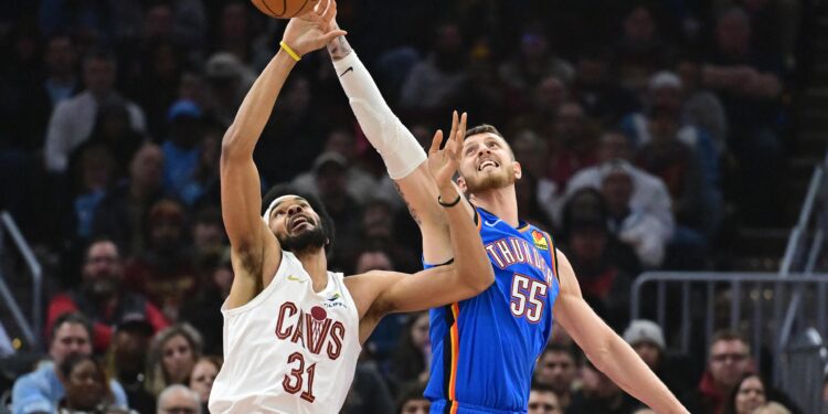 Cavs collapse as Pacers surge to stunning Game 2 win on Tyrese Haliburton’s 3 with 1.1 seconds left – Yahoo Sports