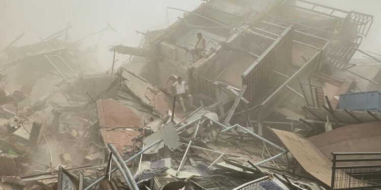 ‘Massive earthquake’ in politics could lead to Tory extinction, says Hunt – The Guardian