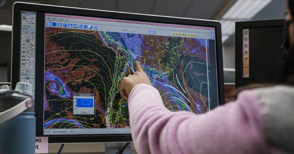 Dismantling NOAA Threatens the World’s Ability to Monitor Carbon Dioxide Levels – WIRED