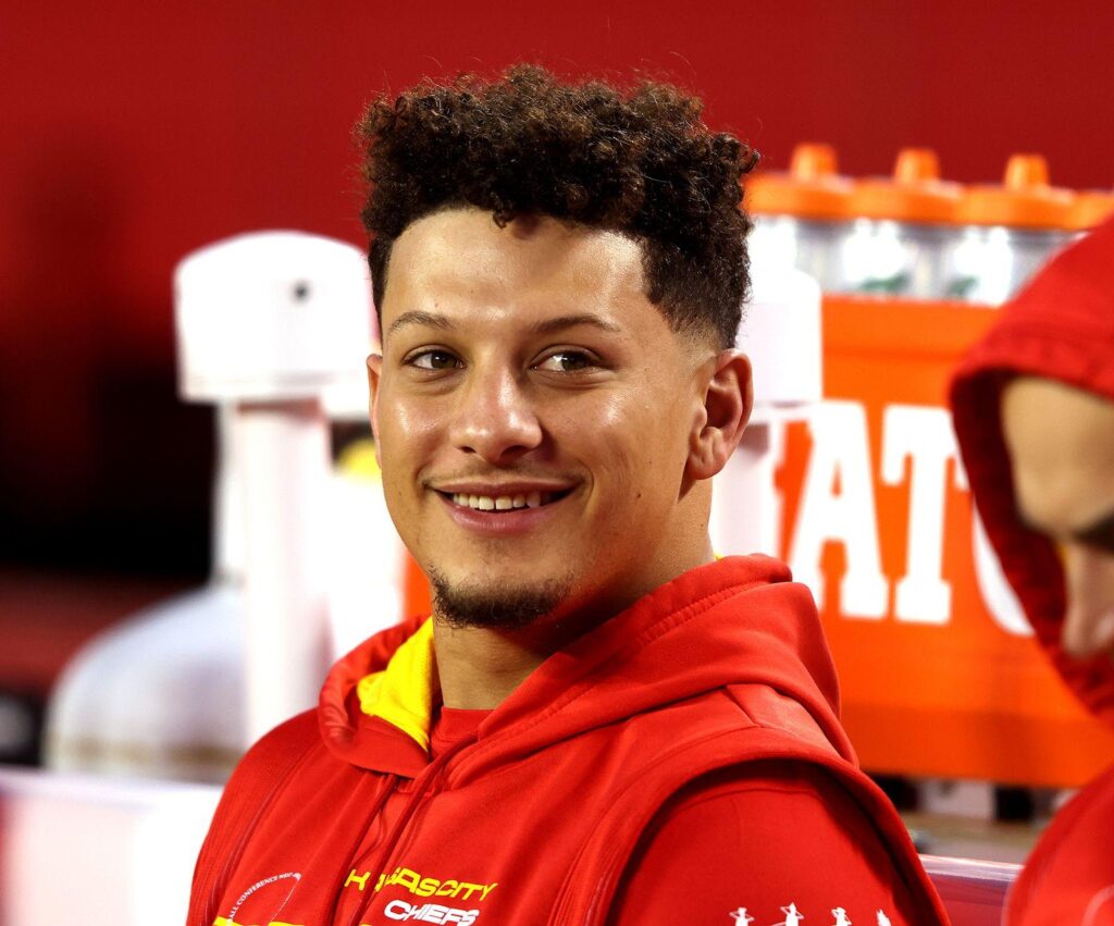 Big Patrick Mahomes Announcement Made on Saturday – Yahoo Sports