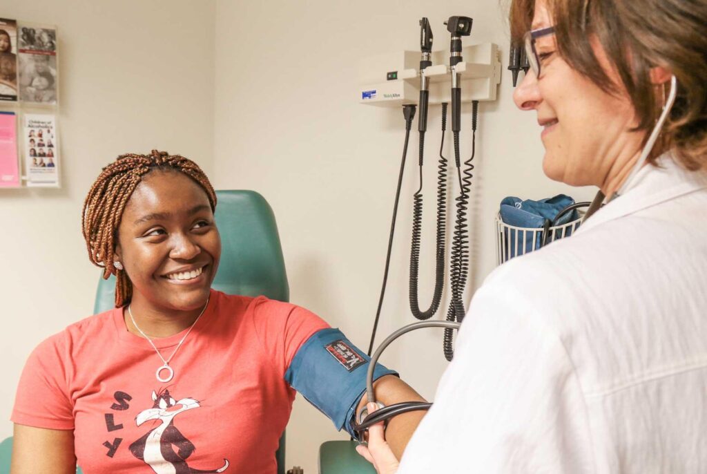 Event offers free health services and wellness items in Fort Worth – CBS News