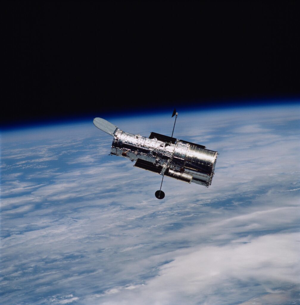 Hubble Pinpoints Young Stars in Spiral Galaxy – NASA Science (.gov)