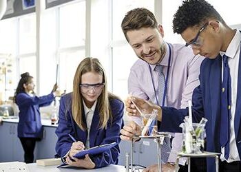 Study: Teaching science and reading together yields double benefits for learning – Statesville Record