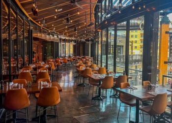 Denver restaurant owner supports mental health through local nonprofit partnership – CBS News