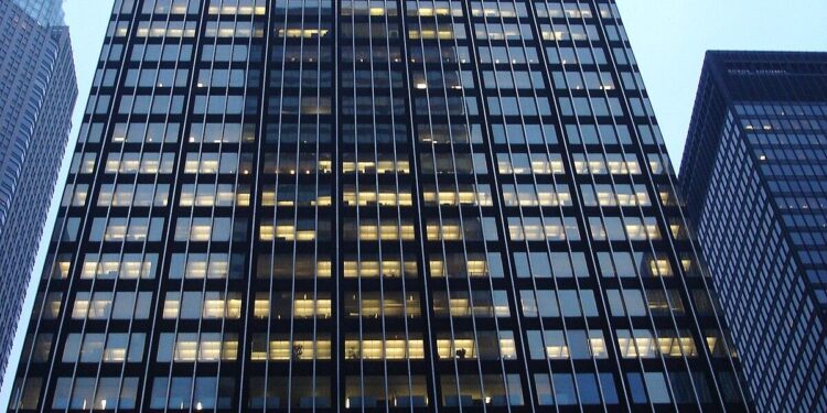 JPMorgan Chase plans to spend $18B in technology in 2025 (JPM:NYSE) – Seeking Alpha