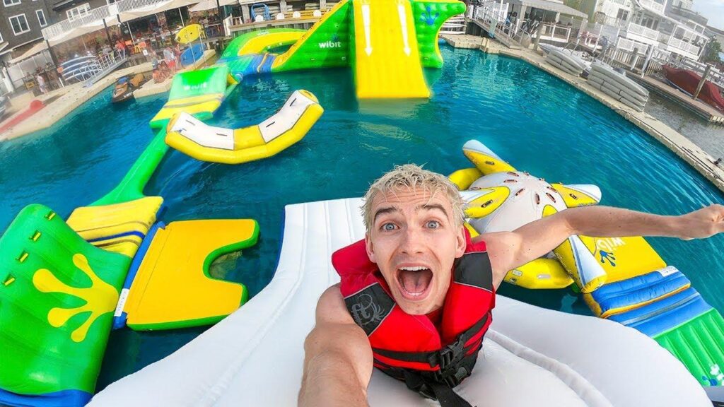 Cool off in a giant inflatable waterpark near Vancouver this summer – Daily Hive Vancouver
