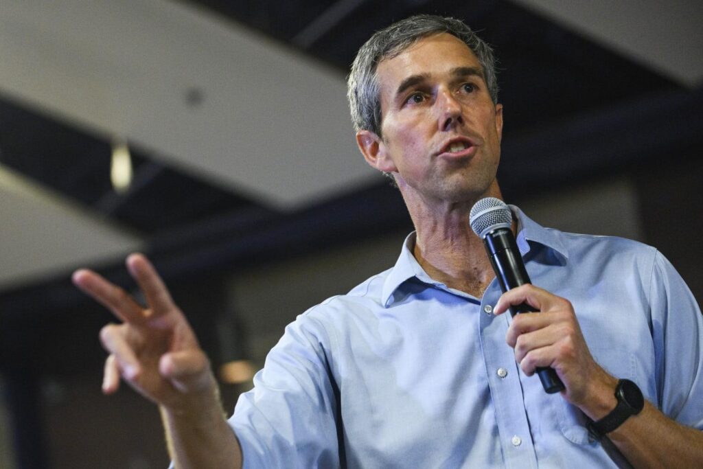Texas Democrat Beto O’Rourke returns to Houston area for another town hall – Houston Public Media
