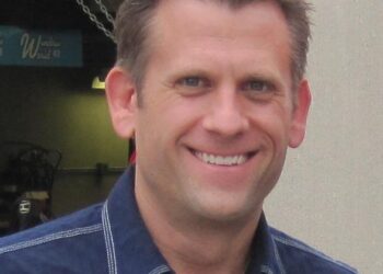 ‘Sport Science’ host John Brenkus dies after battle with depression – ABC News