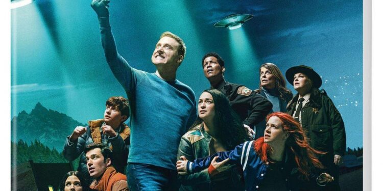 Why Resident Alien’s showrunner trapped Alan Tudyk in his human form – Polygon