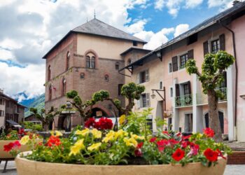 City of Albertville Breaks Ground on Alleyway Entertainment Venue – WHNT.com