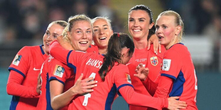 World Cup qualifying: Haaland leads Norway to its first win vs. Italy in 25 years – FOX Sports