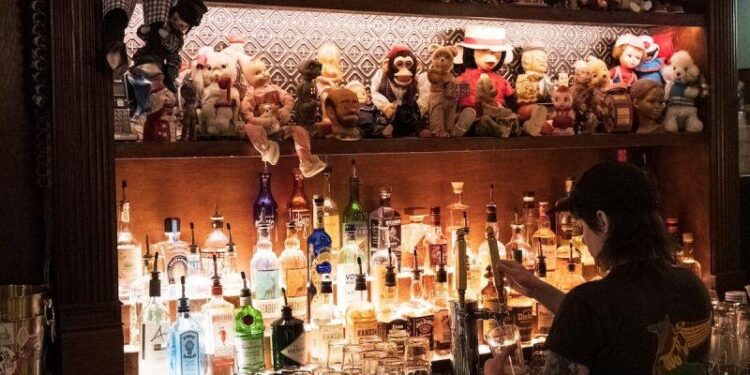 The Portland Bar That Screens Only Women’s Sports – The New Yorker