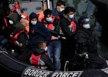 Tell us your immigration crackdown story – CNN