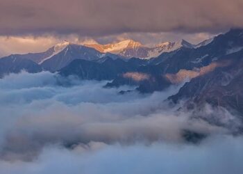 Russia’s economy just flashed warning signs about manufacturing and employment – Business Insider