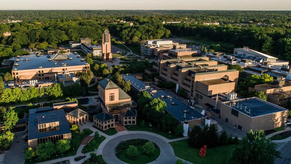 How UMich computer science students are navigating a shifting job market – The Michigan Daily