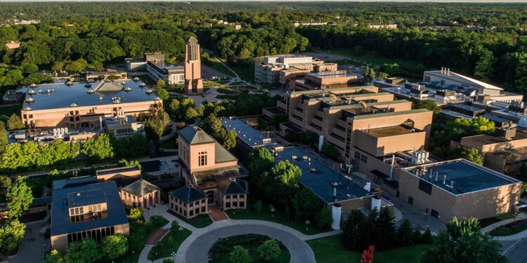 How UMich computer science students are navigating a shifting job market – The Michigan Daily