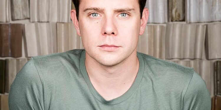 Jonathan Anderson reinvents JW Anderson as lifestyle brand – FashionNetwork Canada