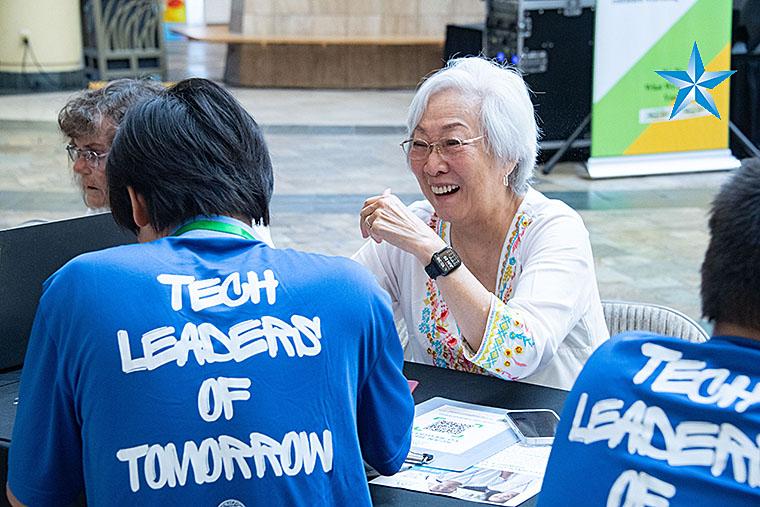 Column: Teach kupuna new technology skills – Honolulu Star-Advertiser
