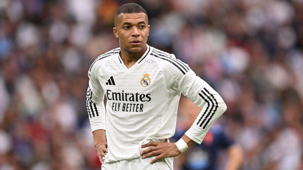 Kylian Mbappé’s stunning bicycle kick propels Real Madrid to win over Borussia Dortmund, and Club World Cup semifinals – CNN