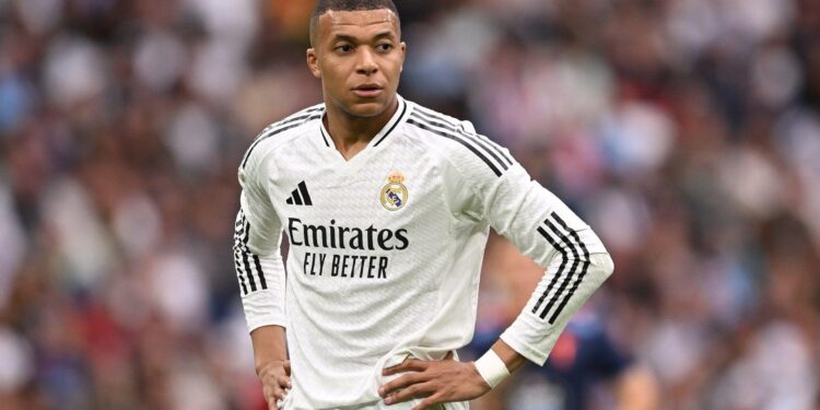 Kylian Mbappé’s stunning bicycle kick propels Real Madrid to win over Borussia Dortmund, and Club World Cup semifinals – CNN