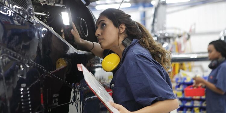 2025 WE Local Prague Recap: Inspiring Women in Engineering and Technology – Society of Women Engineers