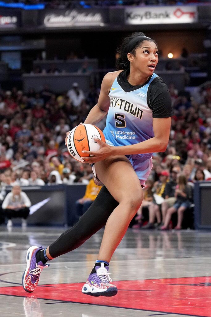 Angel Reese’s rebounding greatness summed up in one wild statistic – Yahoo Sports